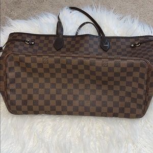 LOUIS VUITTON NEVERFULL  GM 2011